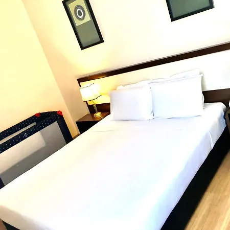 Excelsior Hotel 3*