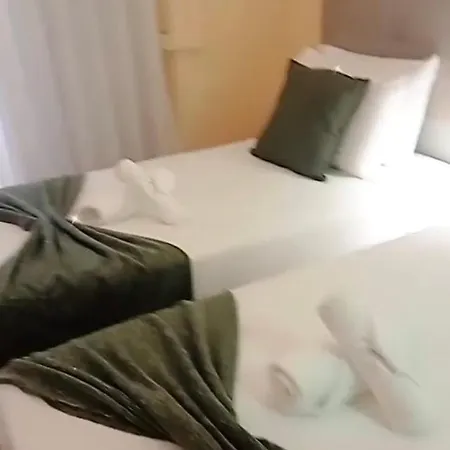 ホテル エクセルシオール 3*