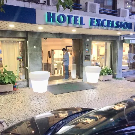 エクセルシオール ホテル 3*