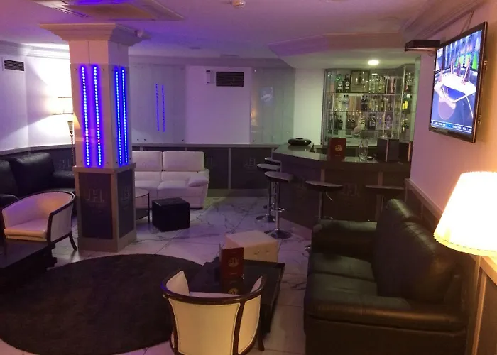 エクセルシオール 3*