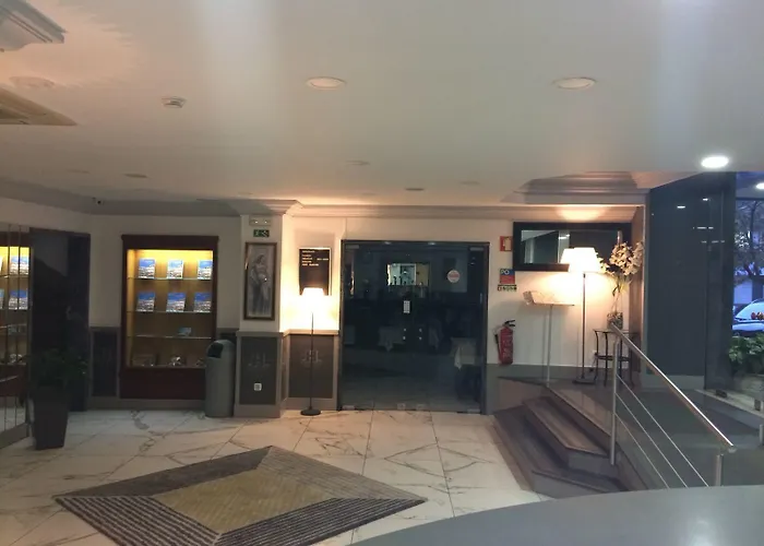 ホテル エクセルシオール 3*