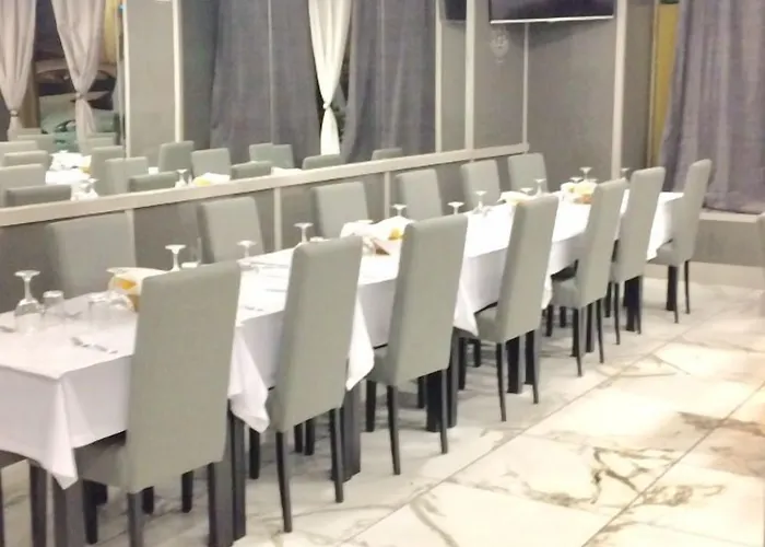 エクセルシオール ホテル 3*