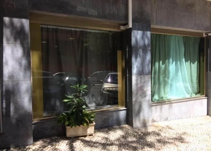 エクセルシオール ホテル 3*