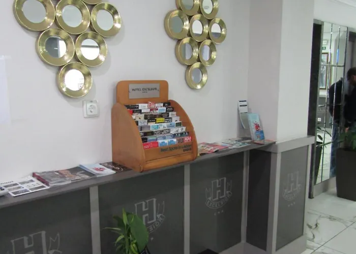 エクセルシオール 3*